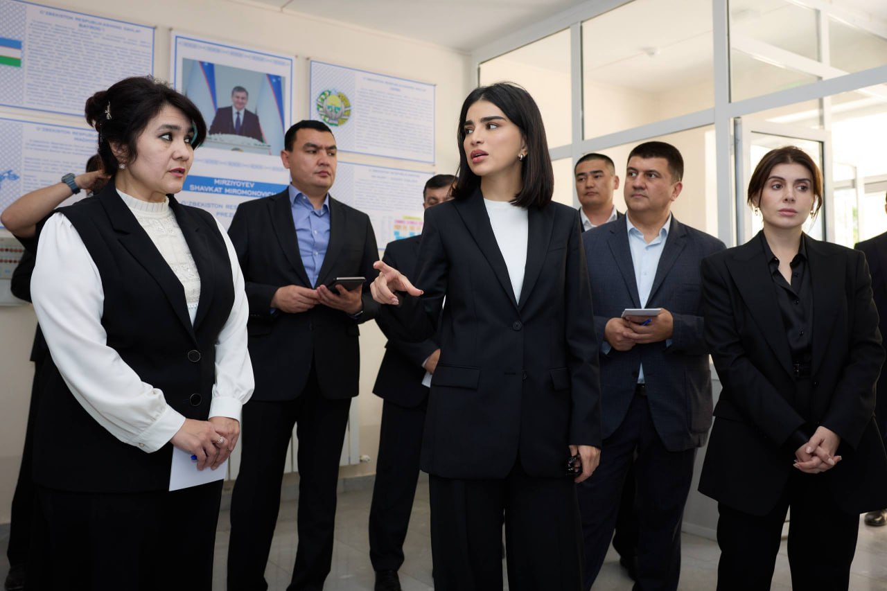 100 дан ортиқ муаммо ҳал этилди: Хоразмда Президент администрациясининг комплекс текшируви ўтказилмоқда