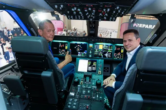Ўзбекистон ҲҲК Embraer компаниясидан биринчи C  390 Millennium ҳарбий-транспорт самолётини қабул қилиб олди (+фото)