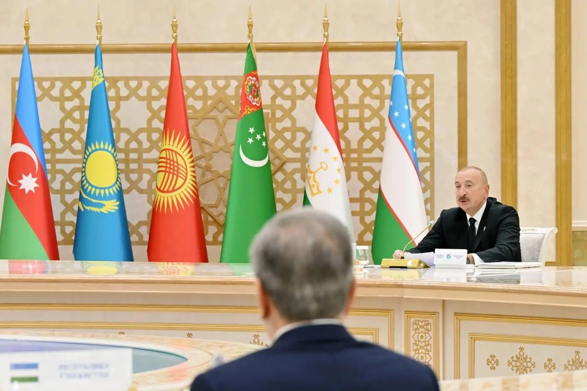Умумий географиядан устунлик сифатида фойдаланиш: Марказий Осиё давлатлари раҳбарлари Авазадаги учрашувда нималарни муҳокама қилди?