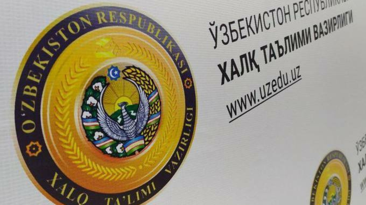 Тошкентдаги мактабда ўқувчи қизлар ва ўқитувчилар ўртасида рўмол сабаб келишмовчилик юзага келди