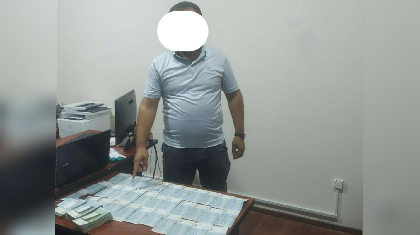 Термизда академик лицей “замдиректори” пора билан ушланди