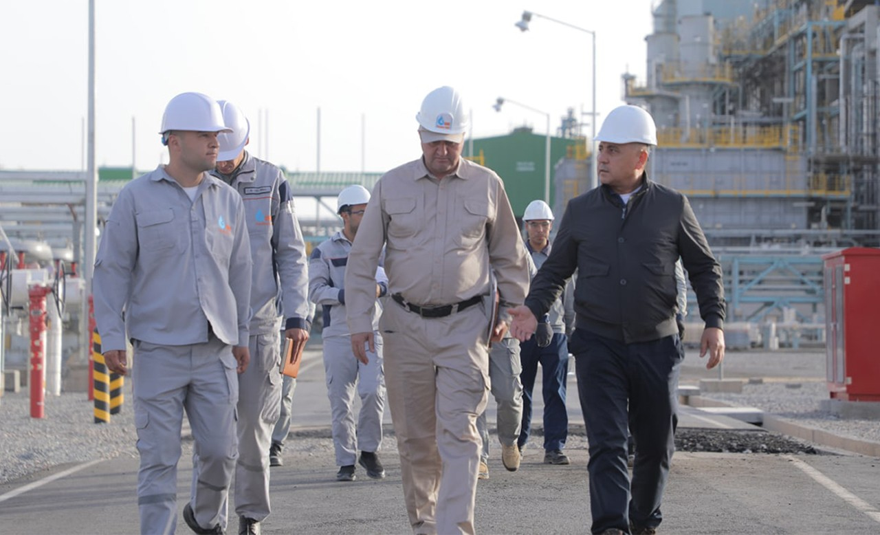 «Uzbekistan GTL» заводида жаҳон тарихида илк бор синтетик авиакеросин маҳсулоти ишлаб чиқариш йўлга қўйилди