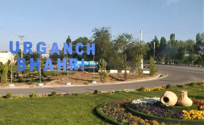 Самарқандлик энергетиклар ва уларнинг оила аъзолари Урганч ҳамда Хива шаҳарларига саёҳат уюштиришди