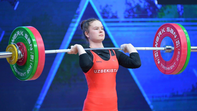 Оғир атлетика. Жамила Панфилова жаҳон чемпионатида иккита бронза медалига сазовор бўлди