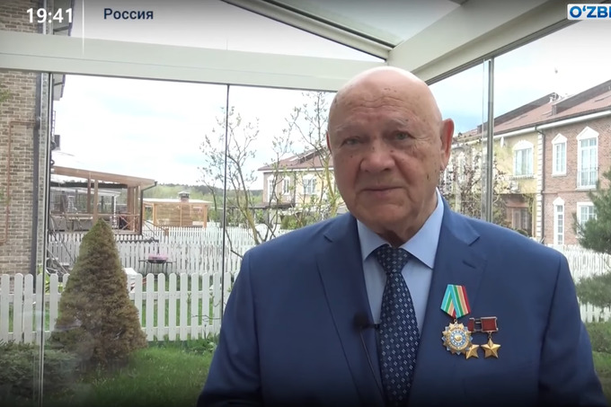 Президент Владимир Жонибековни «Дўстлик» ордени билан мукофотлади