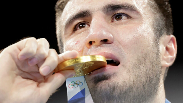 Баҳодир Жалолов: «Ўзимга қолса эса ҳозироқ чемпионлик жангини ўтказишга тайёрман»