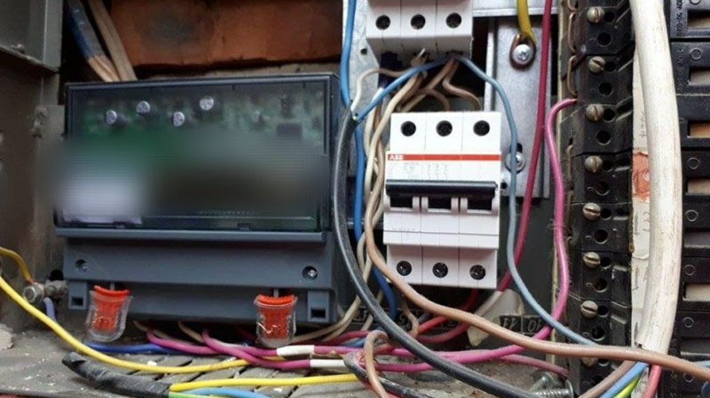 Тошкент вилоятида тадбиркор 1,4 млрд сўмлик электр энергиясини ўғирлади