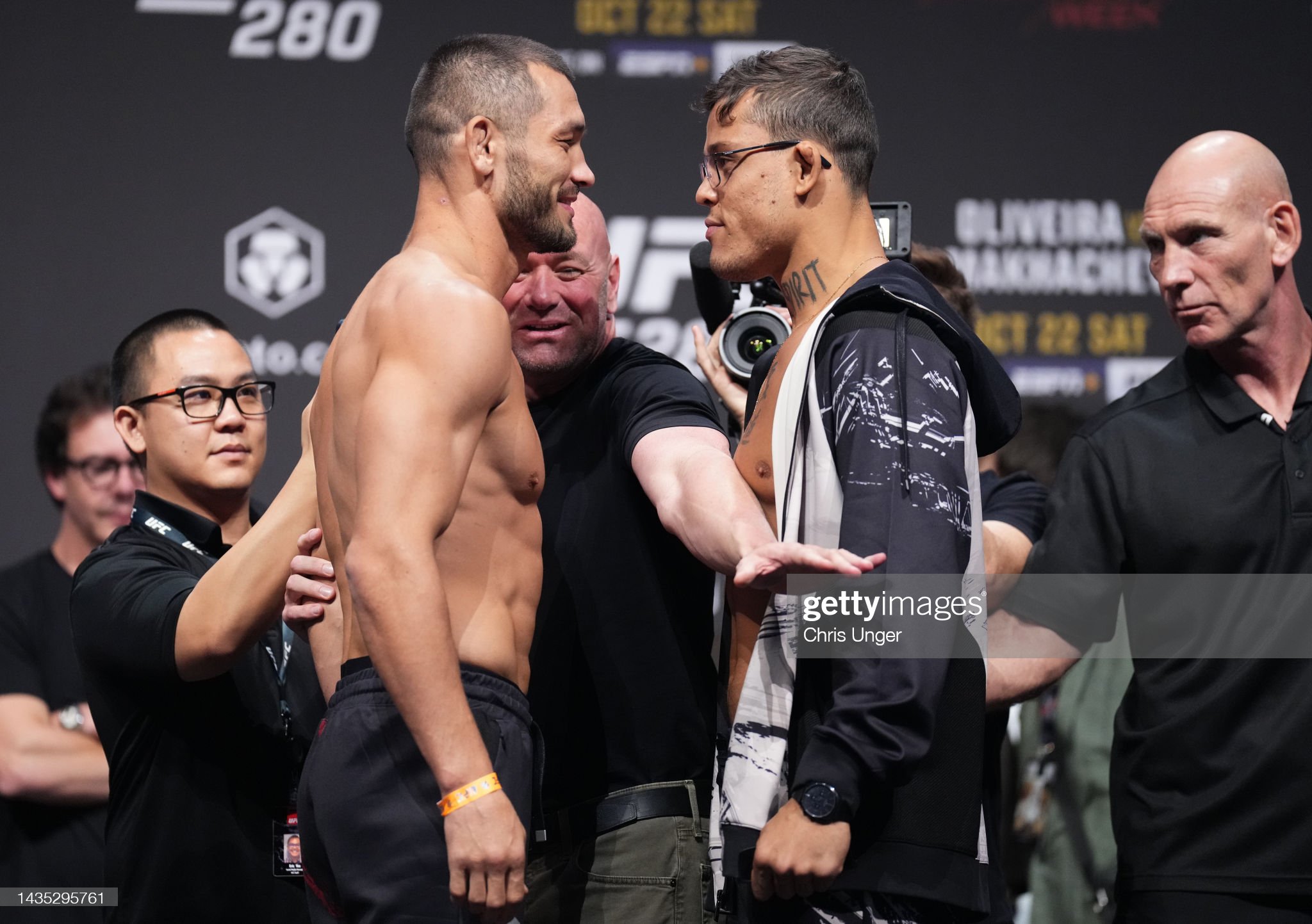 UFC. Маҳмуд Муродов ҳакамлар қарорига кўра мағлуб бўлди