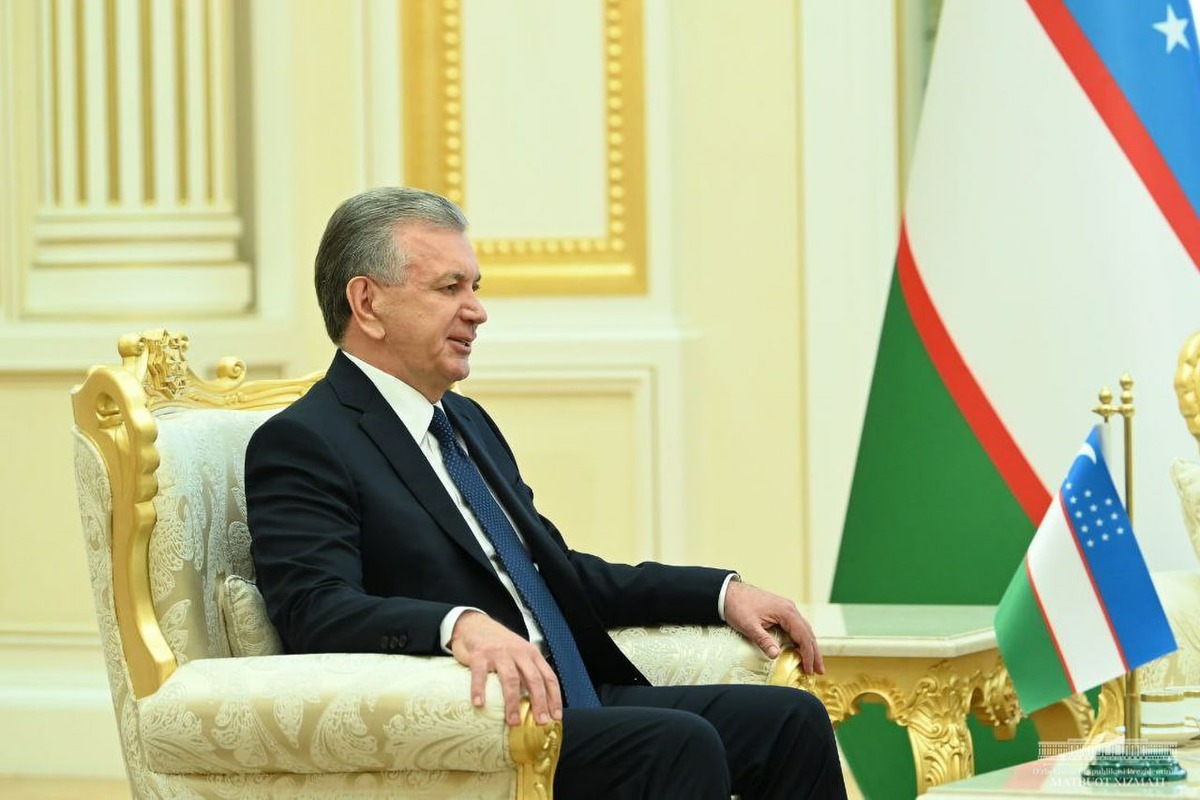 Шавкат Мирзиёев Туркманистон президенти билан музокаралар ўтказди