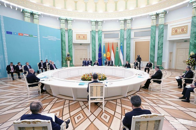 Ўзбекистон Европа инвестиция банкининг минтақавий офисини очишга тайёрлигини билдирди