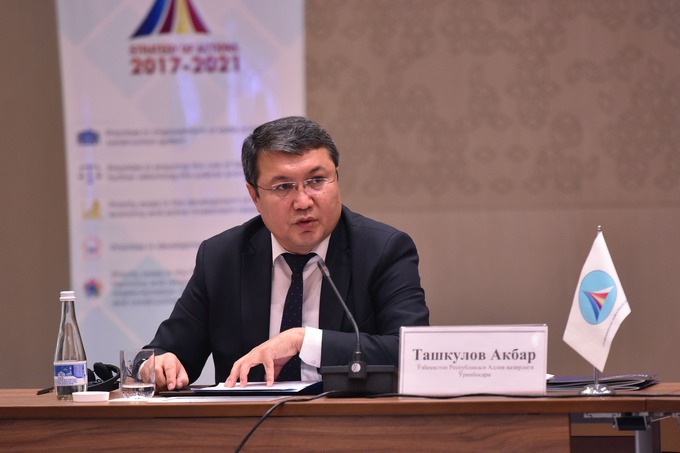 Акбар Тошқулов адлия вазири этиб тайинланди