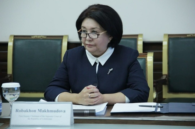 Робахон Маҳмудованинг судялик ваколатлари тўхтатиб турилади — Олий суд