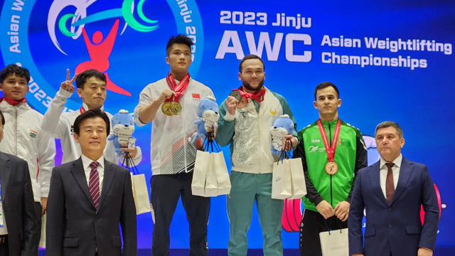 Оғир атлетика: Адҳамжон Эргашев Осиё чемпионатида совриндор бўлди