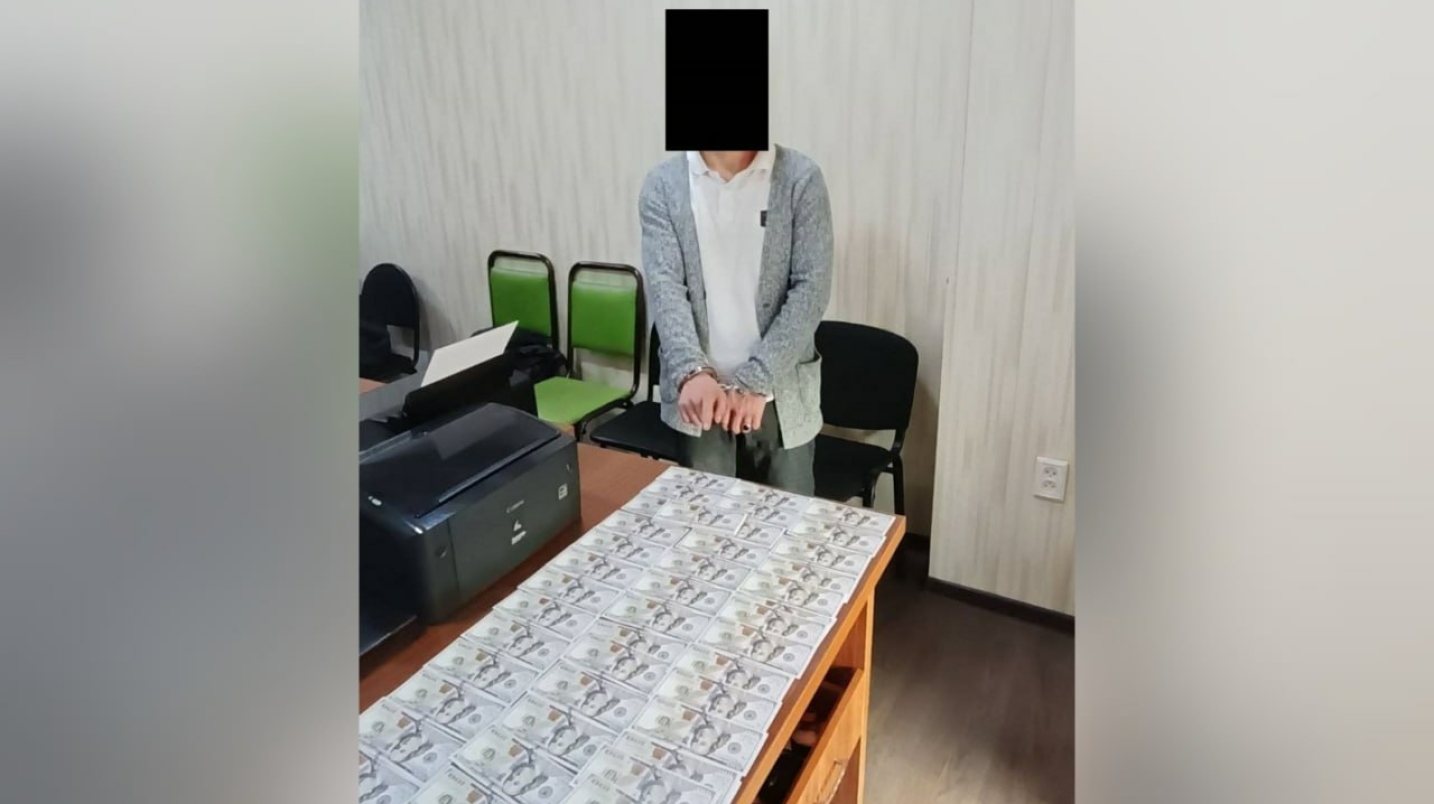 Самарқандда фуқарони $50 минг эвазига АҚШга жўнатмоқчи бўлган шахс қўлга олинди