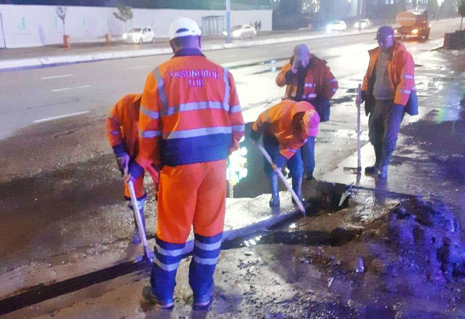 Пойтахт ҳокимлиги шаҳарда ёмғир сувлари тошиб кетиши сабабини маълум қилди