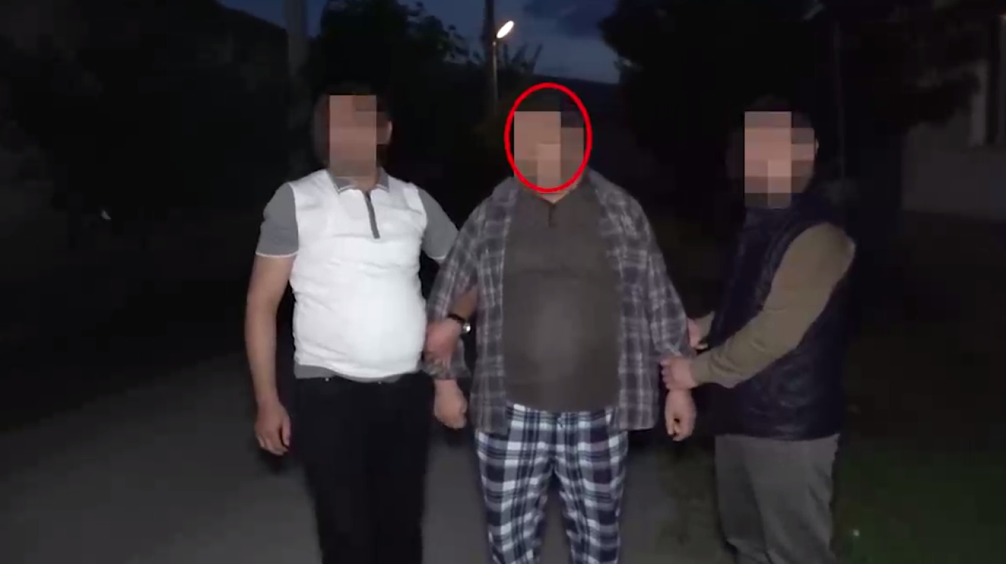 Жиззахда ҳокимлик юрисконсульти $3000 пора билан ушланди — видео