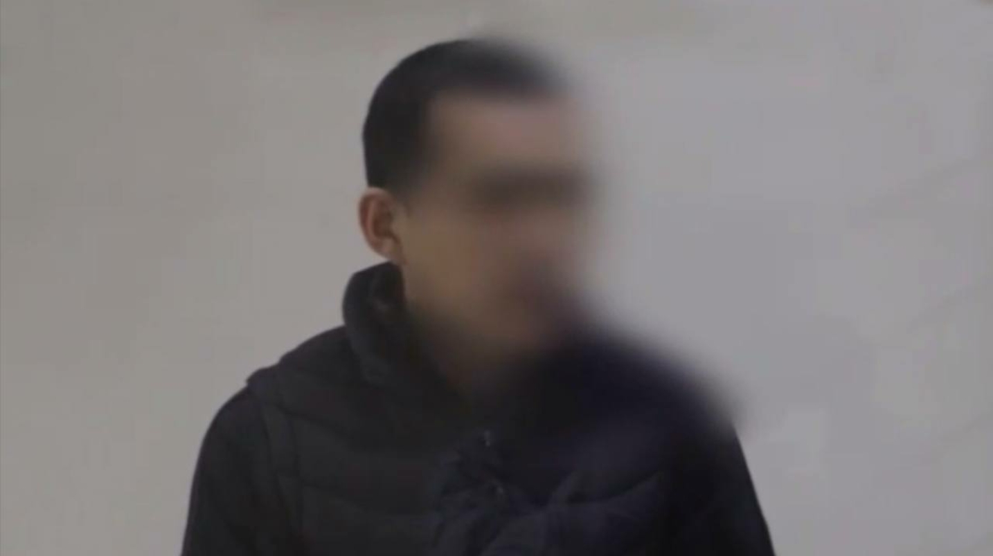 Сирдарёда хотинини 10 ёшли фарзанди қўз ўнгида пичоқлаб ўлдирган эр 18 йилга қамалди