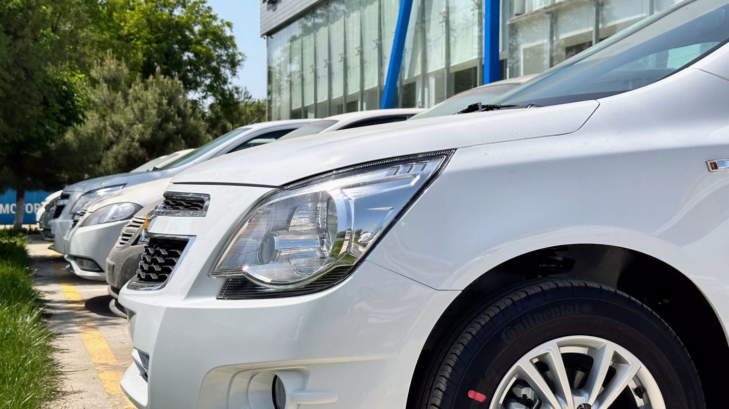 UzAuto Motors оммабоп автомобиллар учун шартнома тузишни бошлади