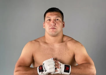 Қозоғистонлик жангчи UFC билан шартнома имзолади