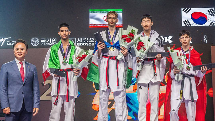 Ёш таэквондочиларимиз жаҳон чемпионатида олтин ва бронза медалларини қўлга киритишди