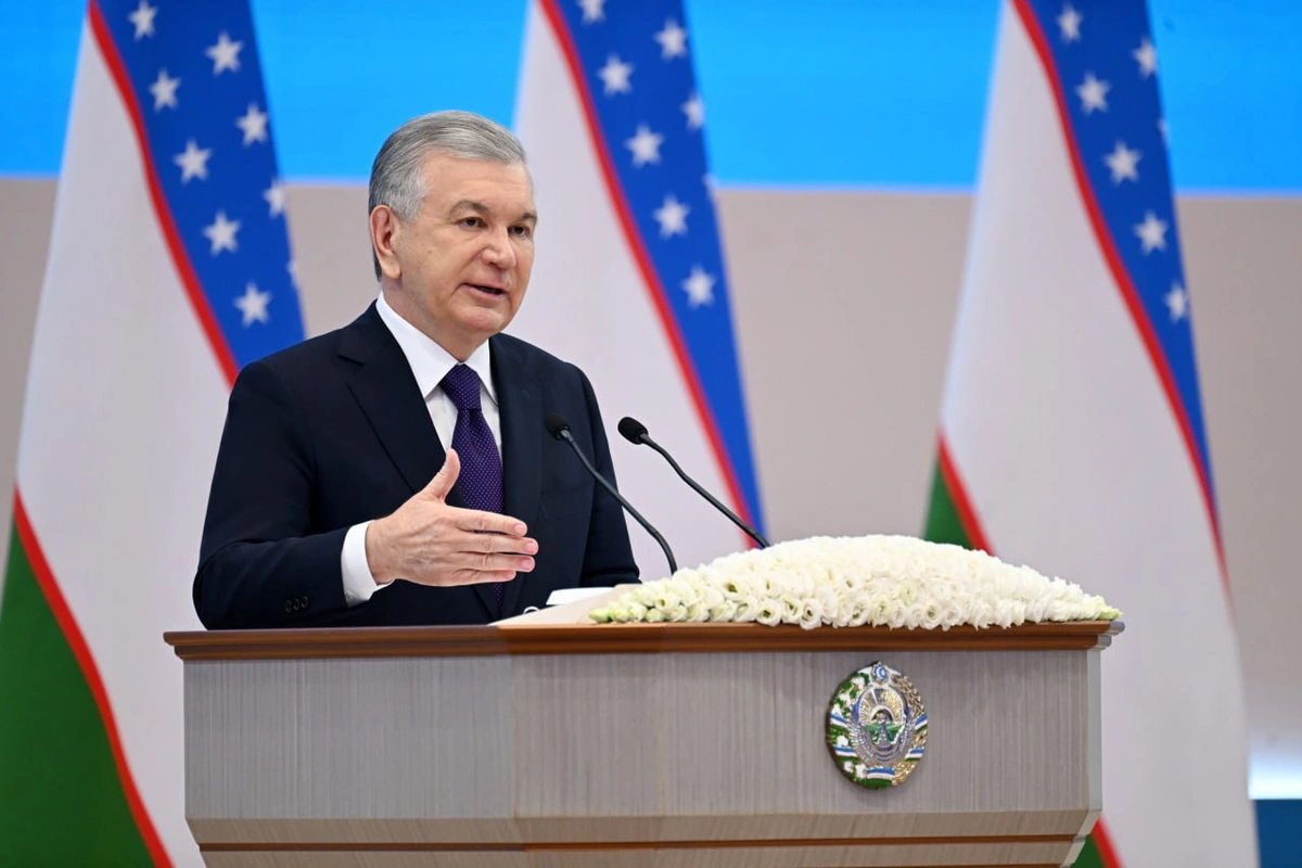 Президент: Ёшларимизга сифатли таълим бериш, касб ва хорижий тилларни ўргатиш — энг асосий вазифамизга айланган