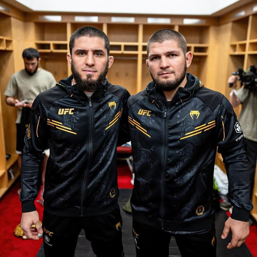 Хамзат Чимаев UFC тарихидаги беш буюк жангчини санаб берди