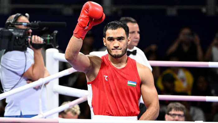 Тошкентдаги бокс кечасида Лазизбек Муллажонов WBC камари учун рингга чиқaди