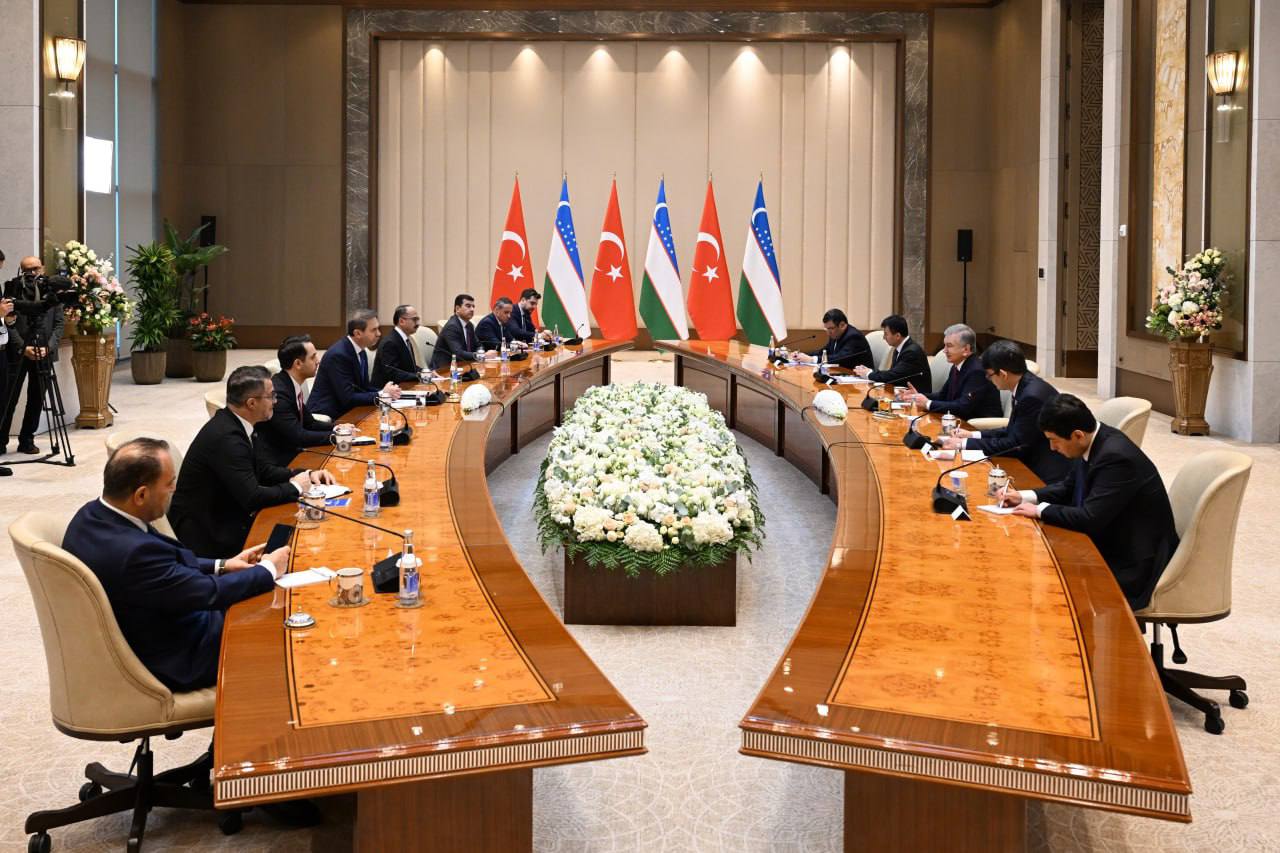 Ўзбекистон Президенти Туркиянинг энергетика ва табиий ресурслар вазири Алпарслан Байроқдор бошчилигидаги делегацияни қабул қилди