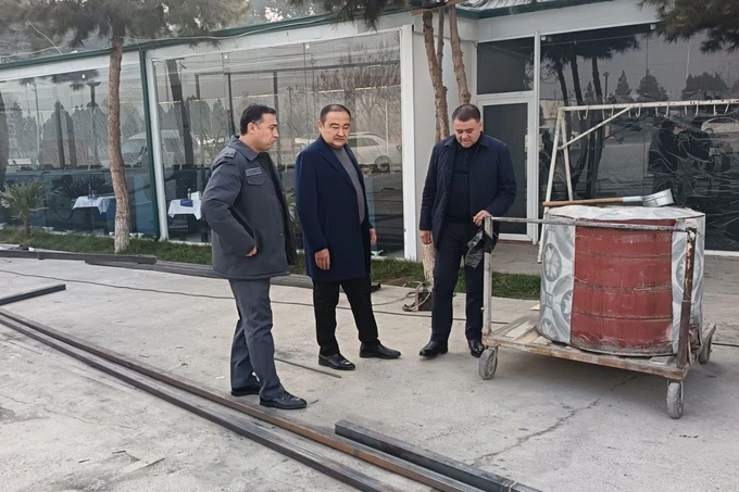 Шаҳрихон ҳокими экорейдда бузилган битта тандир пулини ўз ёнидан тўлаб берди — ОАВ