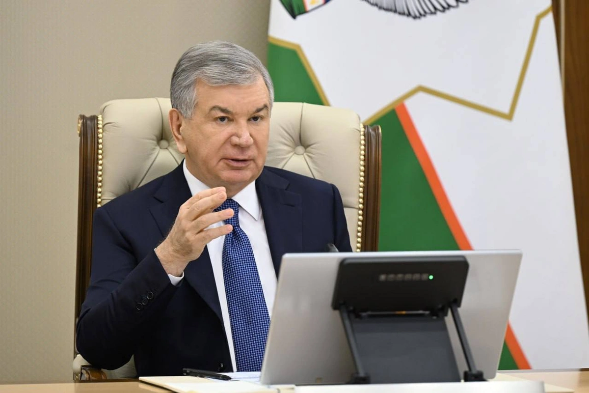 Шавкат Мирзиёев мамлакат мудофаа қобилиятини мустаҳкамлаш юзасидан йиғилиш ўтказди