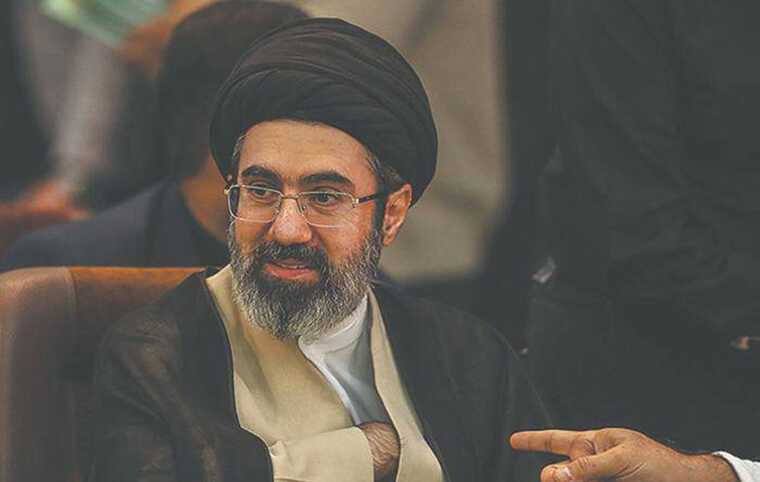 Али Хоменейнинг ўғли Мужтабо Эроннинг янги раҳбари этиб сайланди