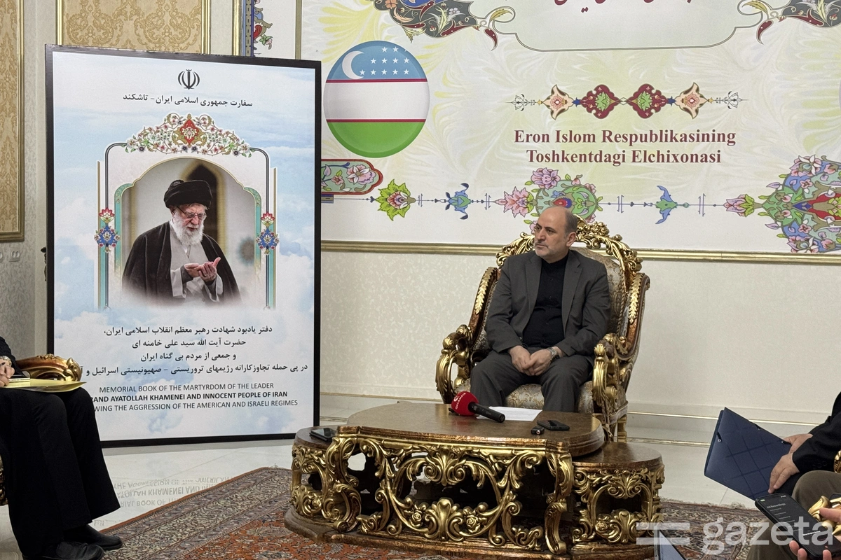 «Дунёга тинчлик ўрнатаман деб келган одам унга ўт қўйяпти». Эроннинг Ўзбекистондаги элчиси — Трамп ҳақида