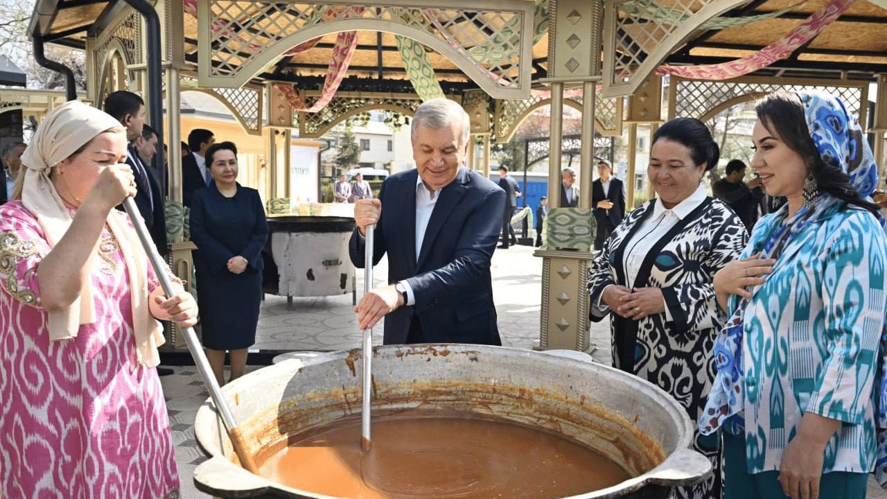 Президент Наврўз байрамини нишонлашга тайёргарлик кўриш тўғрисида қарор имзолади