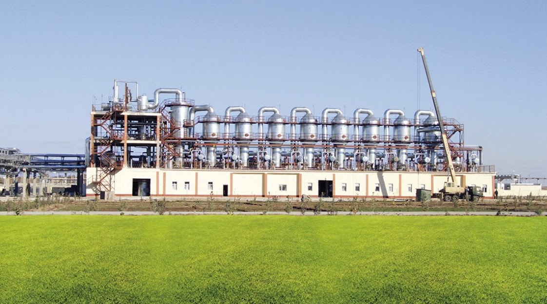 «Кунград сода заводи» лойихалари белгиланган муддатлар чўзилиб кетаётгани танқид қилинди