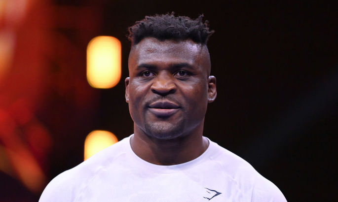 UFC. Нганну: «Мен MMA тарихидаги энг яхши жангчиман»