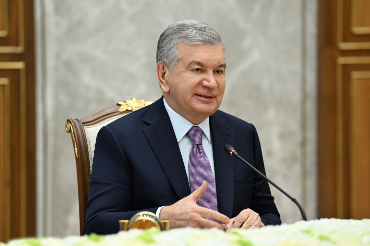 Шавкат Мирзиёев ЕХҲТ бош котиби Феридун Синирлиўғлуни қабул қилди