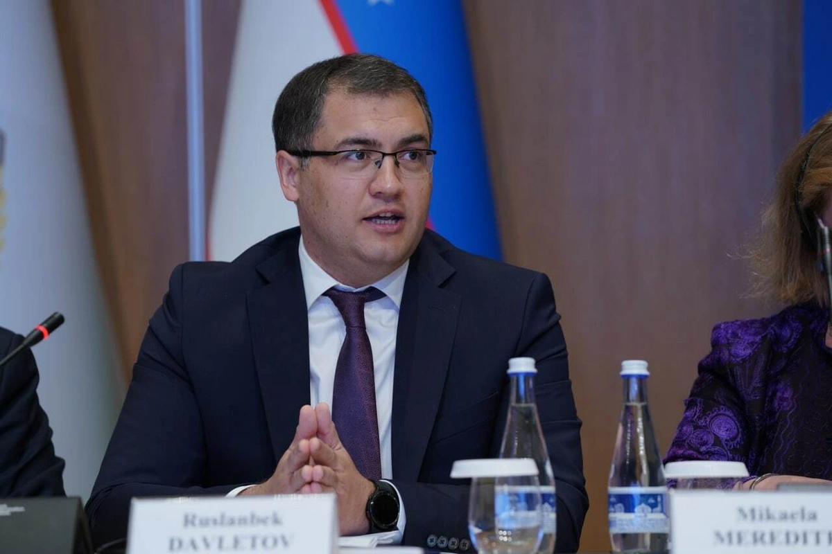 Олим Давлатов Русланбек Давлетовнинг ўрнига президент маслаҳатчиси бўлди Олим Давлатов Русланбек Давлетовнинг ўрнига президент маслаҳатчиси бўлди