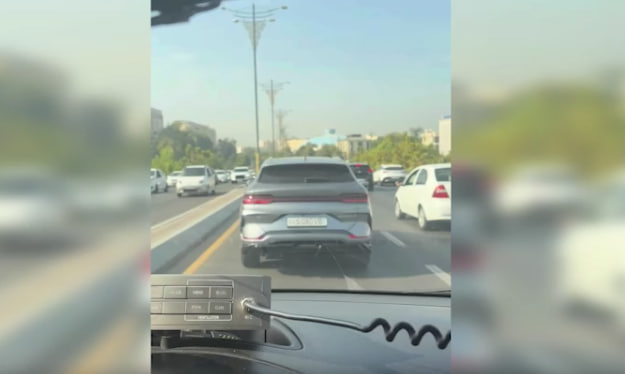 Тошкентда тез ёрдамга йўл бермаган BYD ҳайдовчиси жавобгарликка тортилди
